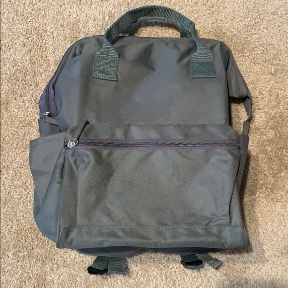 dsw green backpack